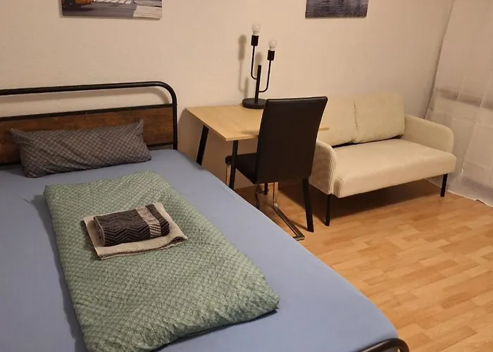 Kleines Mit Terasse * Καρλσρούη